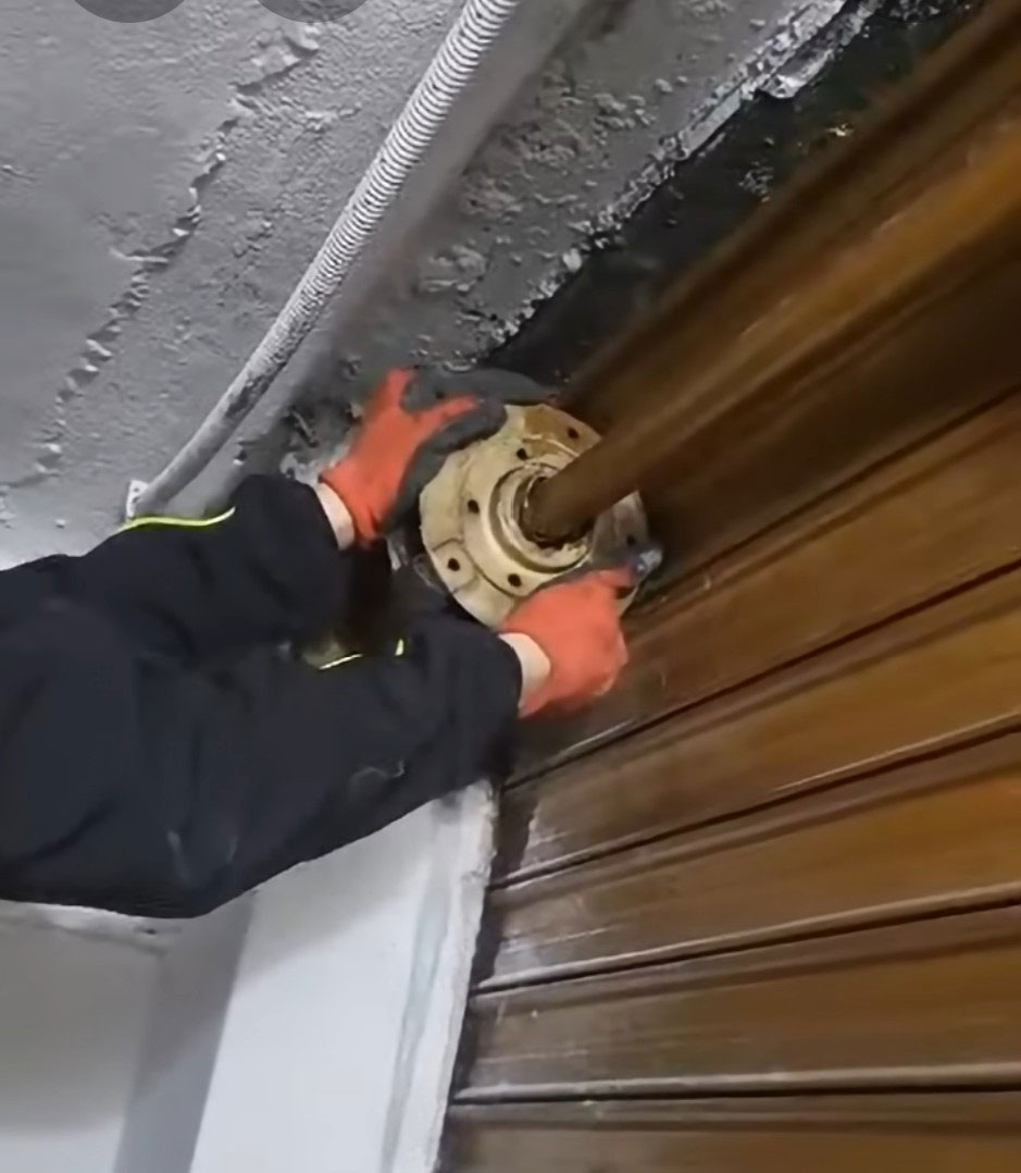 Apertura serranda Roma – fabbro professionista